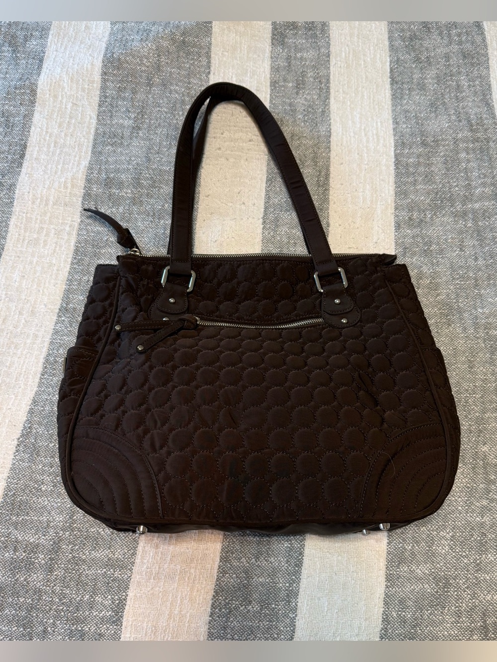 🤎Vera Bradley Chocolate Brown Quilted Tote Bag  RETIRED Paisley Design Inside